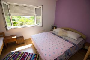 Single Room with Balcony room in Guest house Blagaj