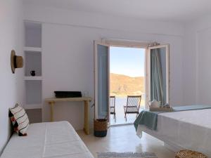Almyriki Ios Greece