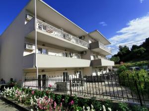 Polychrono GREEN GARDENS Halkidiki Greece