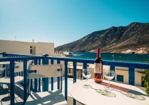 Meropi Rooms Sifnos Greece