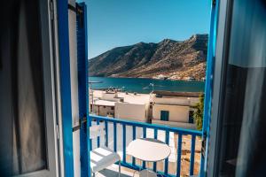 Meropi Rooms Sifnos Greece