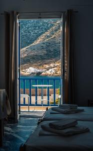 Meropi Rooms Sifnos Greece