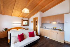 Comfort Studio South room in B & B Apartments Ortlerblick