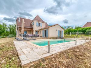 Villas Quaint Villa in Aquitaine with Swimming Pool : photos des chambres