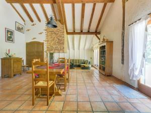Maisons de vacances Typical holiday home with large garden : photos des chambres