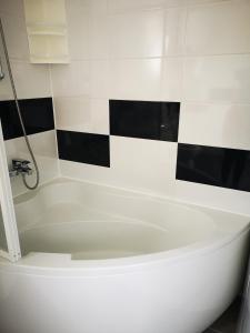 Apartmani "Sandro" Gonar