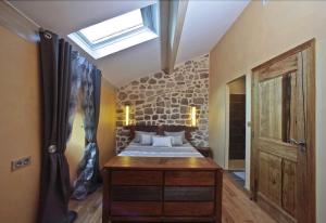 Hotels Le Mas de Baume : Chambre Double avec Salle de Bains Privative