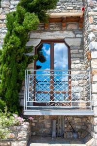 To Stefani tis Makrinas Pelion Greece
