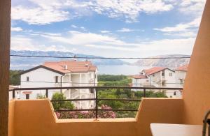 Apartments Damir 2838 