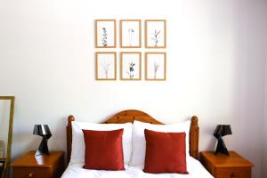 Kingston Country Courtyard