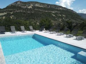 Maisons de vacances Le Mas des Fontettes, gite 14 personnes, piscine chauffee, propriete 5ha, barbecue : photos des chambres