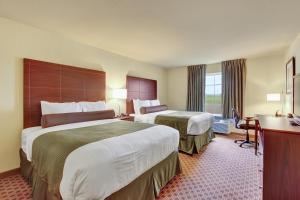 Deluxe Double Room room in Cobblestone Hotel & Suites - Waynesboro