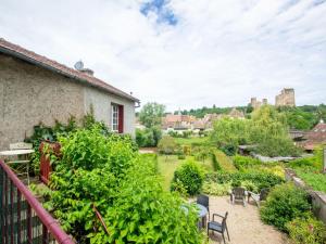 Maisons de vacances Beautiful Holiday Home in H risson with Private Garden : photos des chambres