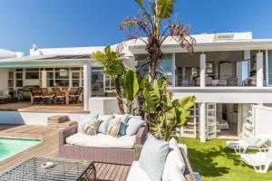 White Waves Beach House