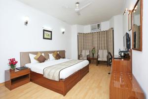 Hotel Windsor Castle Cyber City