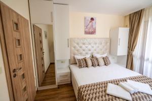 Park Apartment Emilin