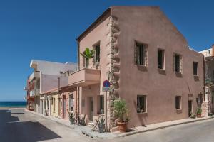 Chania Escapes City Loft 50 meters by the Sea