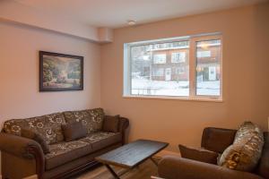 Downtown Whitehorse 4 bedrooms deluxe condo