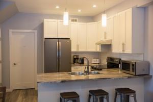 Downtown Whitehorse 4 bedrooms deluxe condo