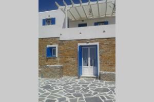 Blue Heaven Kythnos Greece