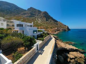 Spilia Retreat Sifnos Greece