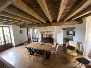 Hotels Hostellerie Les Griffons : photos des chambres