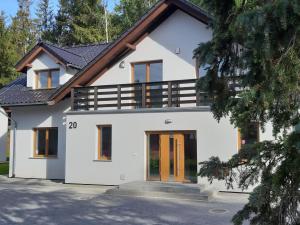 Aston -domek przy lesie, przestronny, apartamenty - 4hvězdičkové hotely ve městě Karpacz