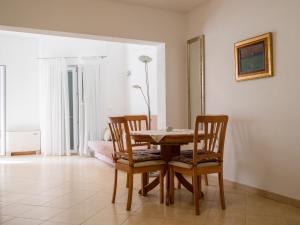 Apartments Luketina