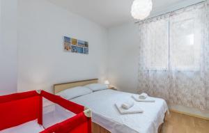 Apartments Mioković