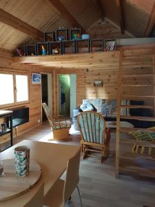 Chalets Insolite Chalet de peche Serenite - Bien Etre : photos des chambres