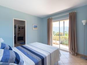 Villas Panoramic view over the sea with private swimming pool : photos des chambres