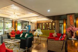 Gassan Khuntan Golf & Resort