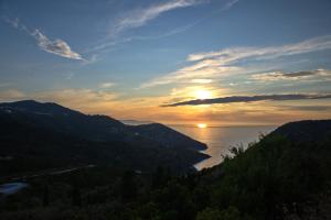 Angel Sunset suite Alonissos Greece