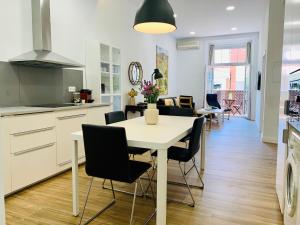 Homely Málaga Luxury Atarazanas