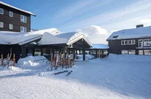 Skeikampen Servicesenter - 科威费耶尔