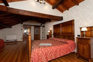 Deluxe Suite with Canal View room in Charming Venice Santa Fosca