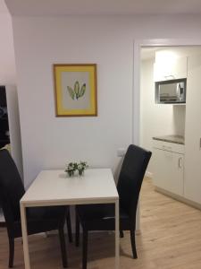 Cosy Studio at Lido with Pool