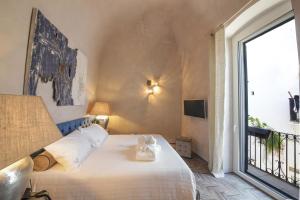 AL CONSOLE LUXURY SUITE