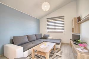 Kaiserwald Grey apartment in nature