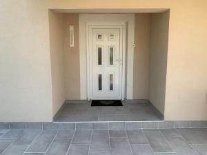 NEW Apartment Ema II