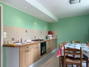 Sejours a la campagne Spacieuse maison dans un parc privee : photos des chambres