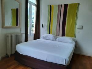 Hotels Le Royalty : photos des chambres