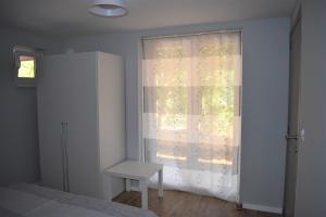 Apartman Tomki - modern brand new 2 bedroom apartment - 4 guests