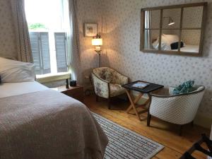 Mecklenburgh Inn