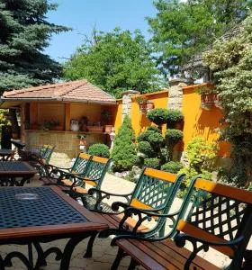 Penzión KORMOŠ - 什图罗沃