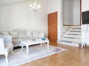 Adria Apartments and Rooms