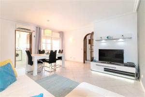 Adalena Oura By ALzira