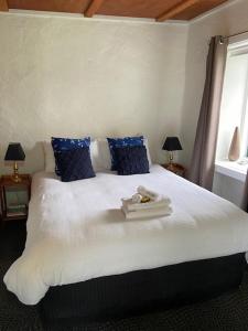 Straw House Farm - STANTHORPE