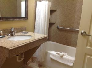 King Room room in La Quinta by Wyndham Vicksburg