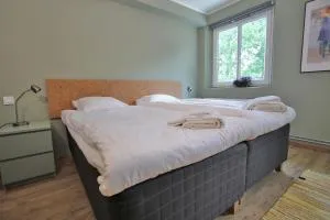 Hotell Munkeröd - Bitterna